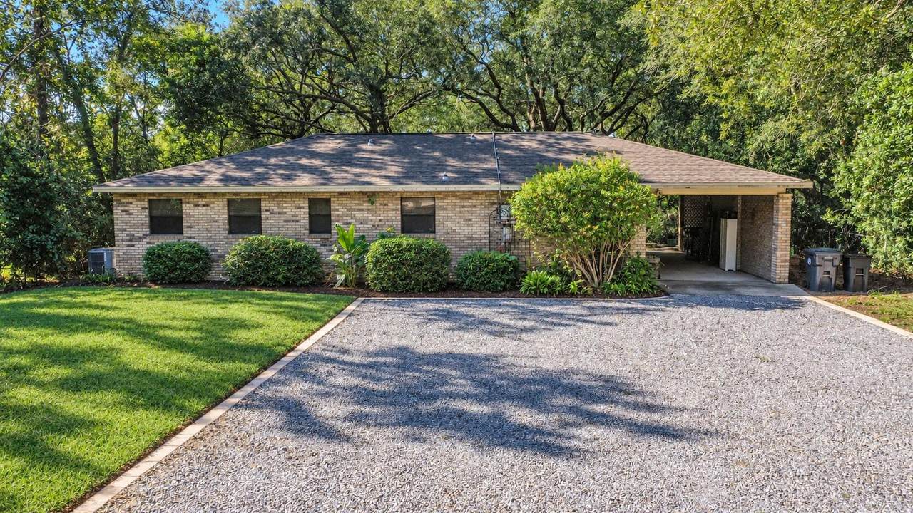 11 Bayou Forest Drive - Photo 1