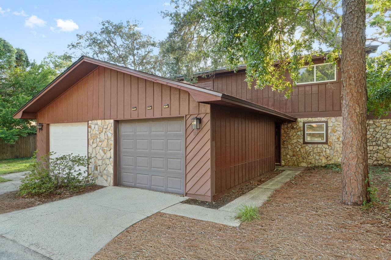 32 7Th Avenue - Photo 1