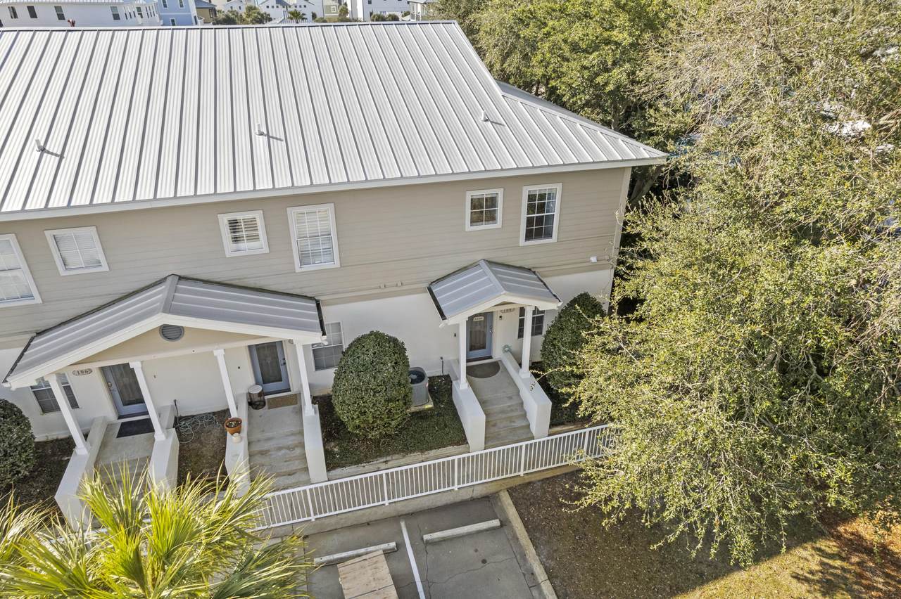 104 Sandtrap Road - Photo 1
