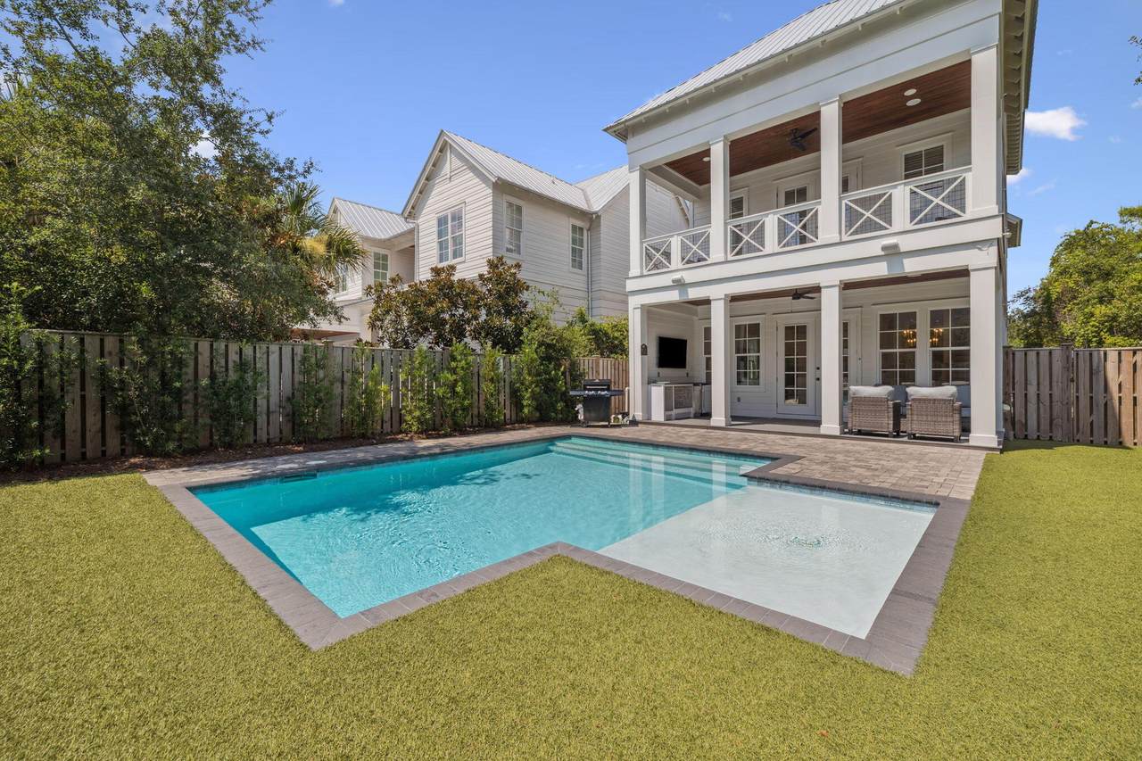 17 Sand Dunes Road - Photo 1