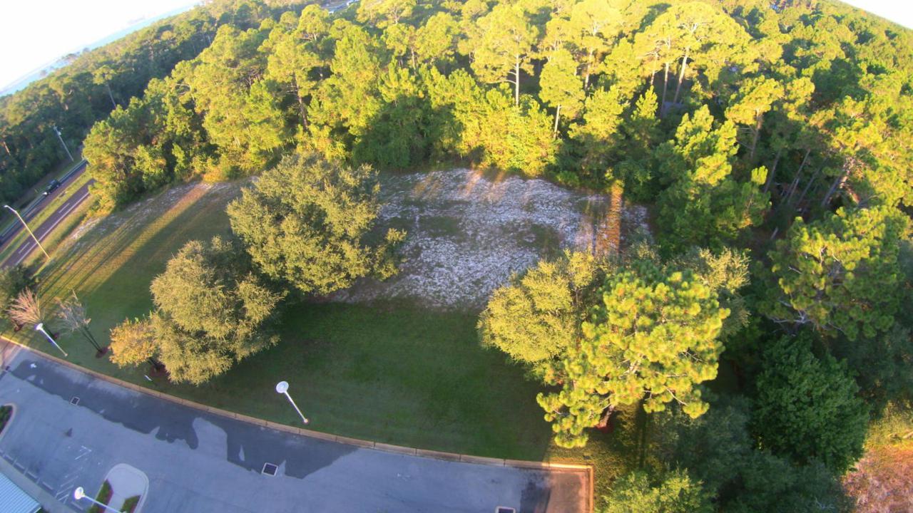 000 Navarre Parkway - Photo 1