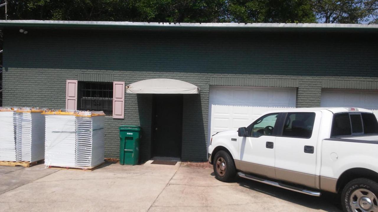 17 Racetrack Road - Photo 1