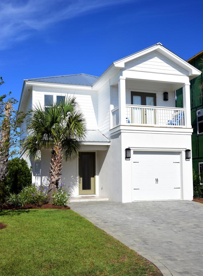 107 Charlotte Avenue - Photo 1