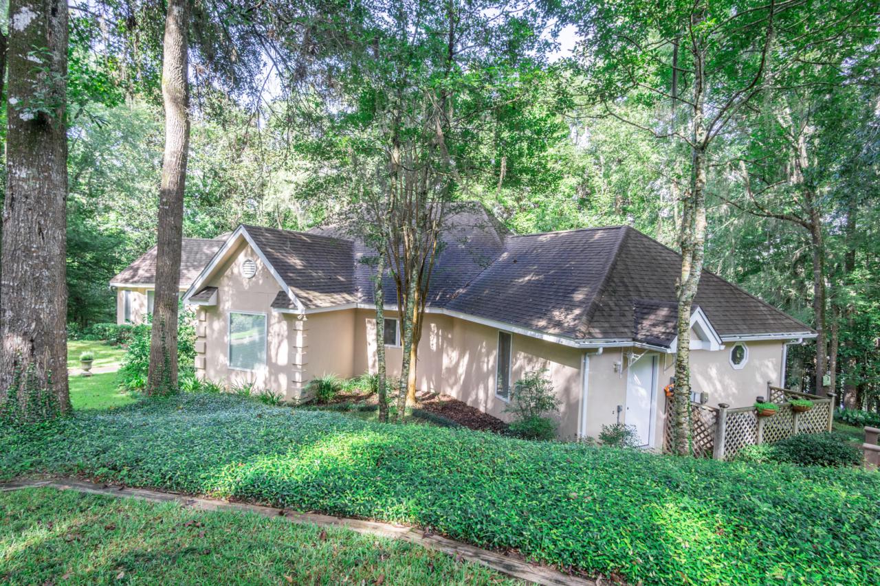 5119 Lake Bluff - Photo 1
