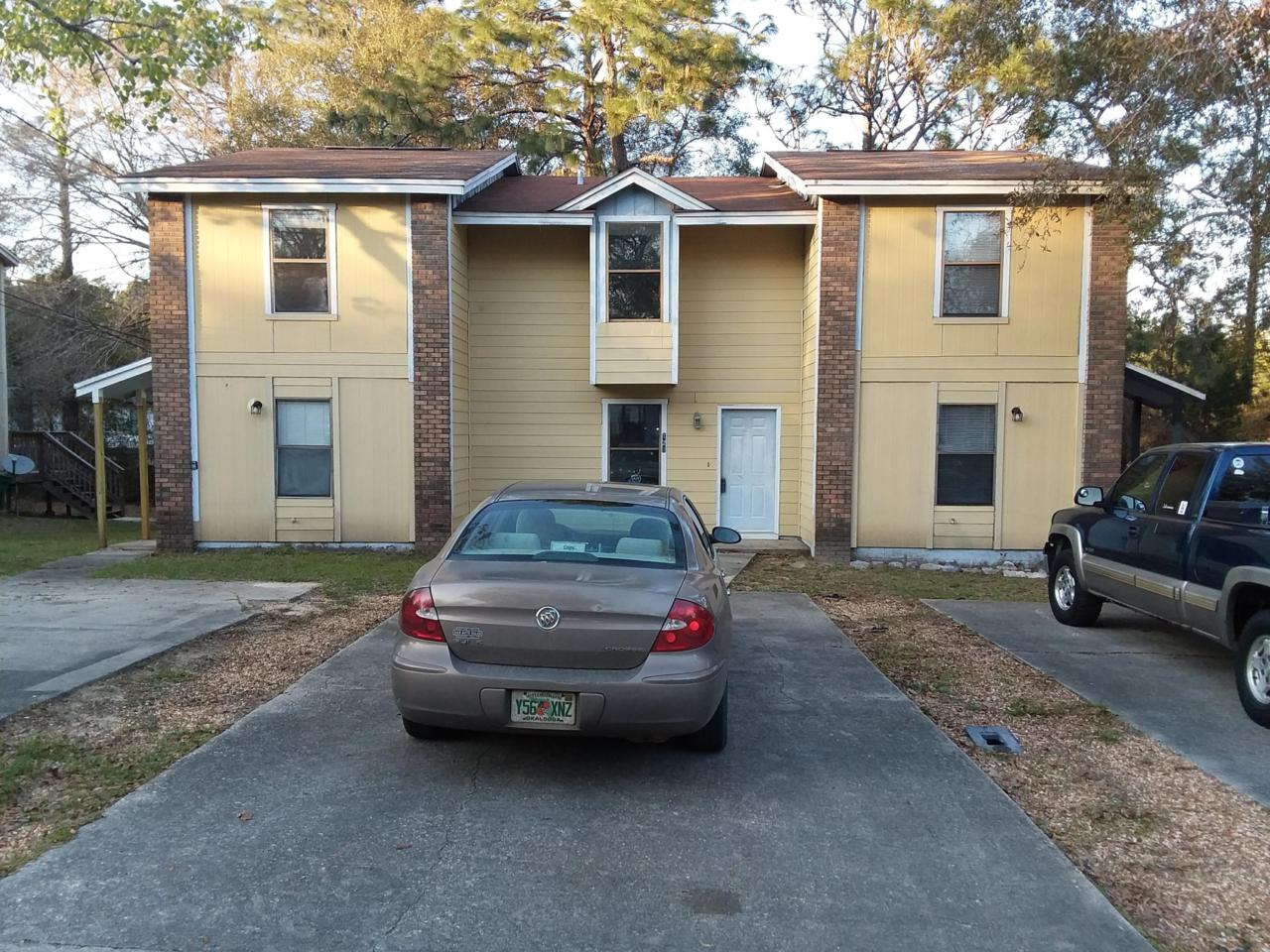 119-123 Hampton Drive - Photo 1