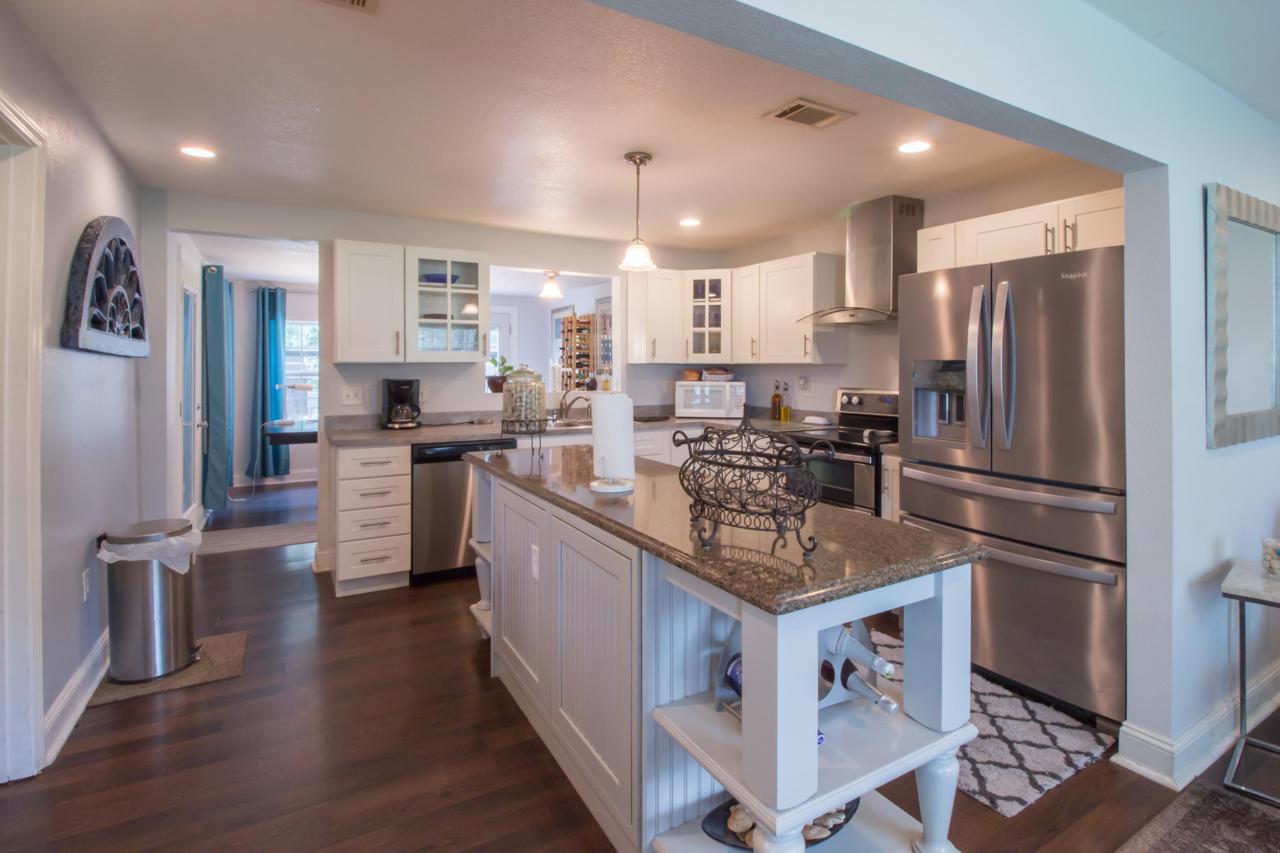 786 9th Avenue - Photo 1