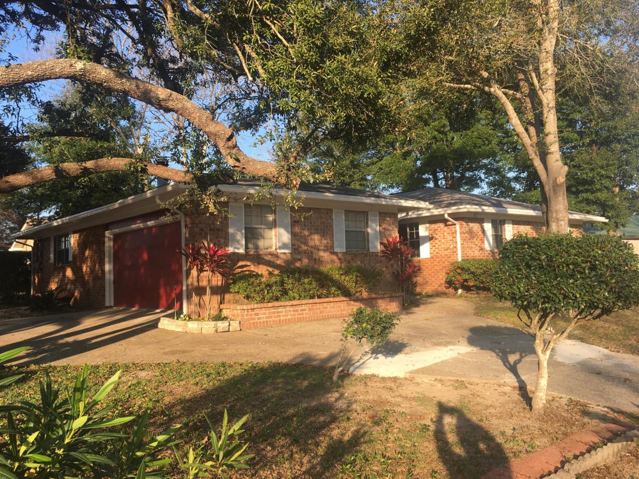 621 Mayflower Avenue - Photo 1