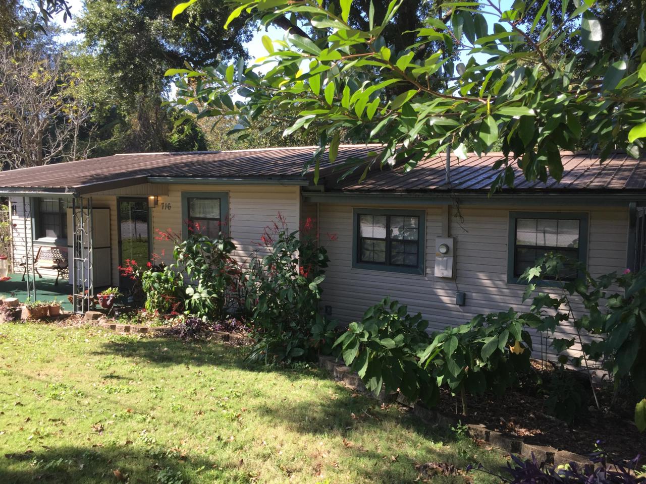 716 Cypress Drive - Photo 1