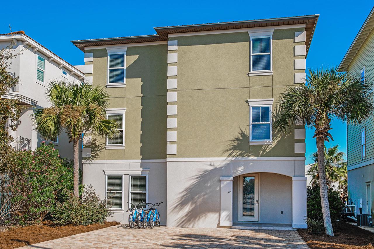 100 Miami Street - Photo 1
