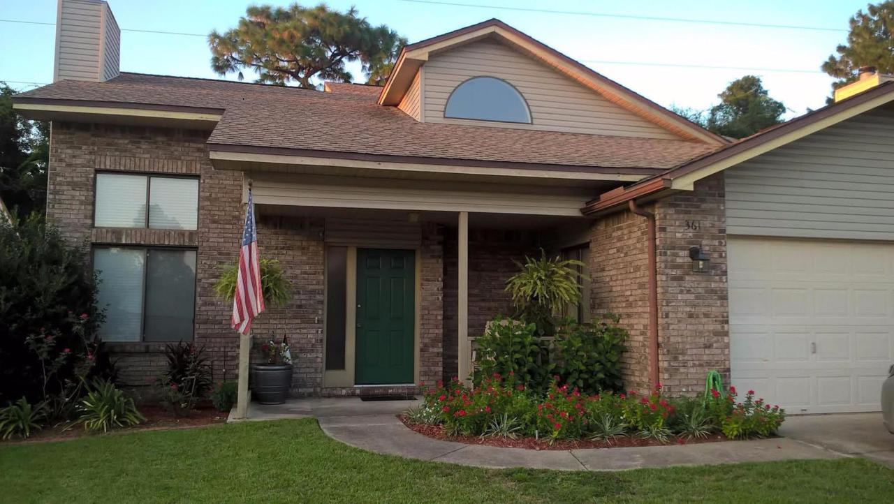 361 Evergreen Avenue - Photo 1