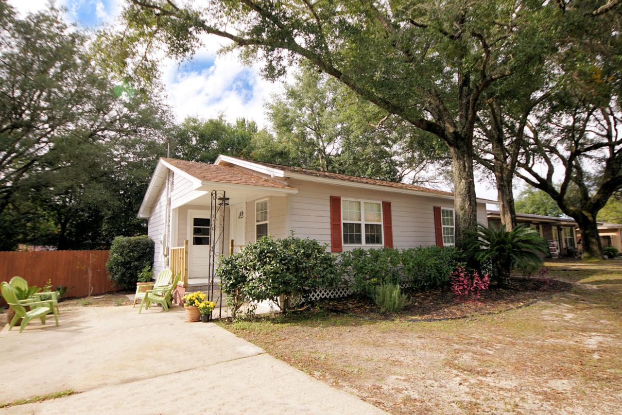 418 Cedar Avenue - Photo 1