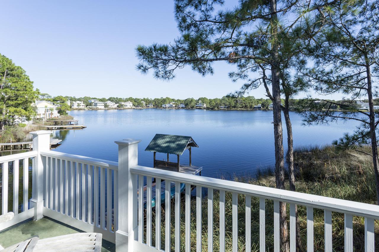 205 Lake Drive - Photo 1