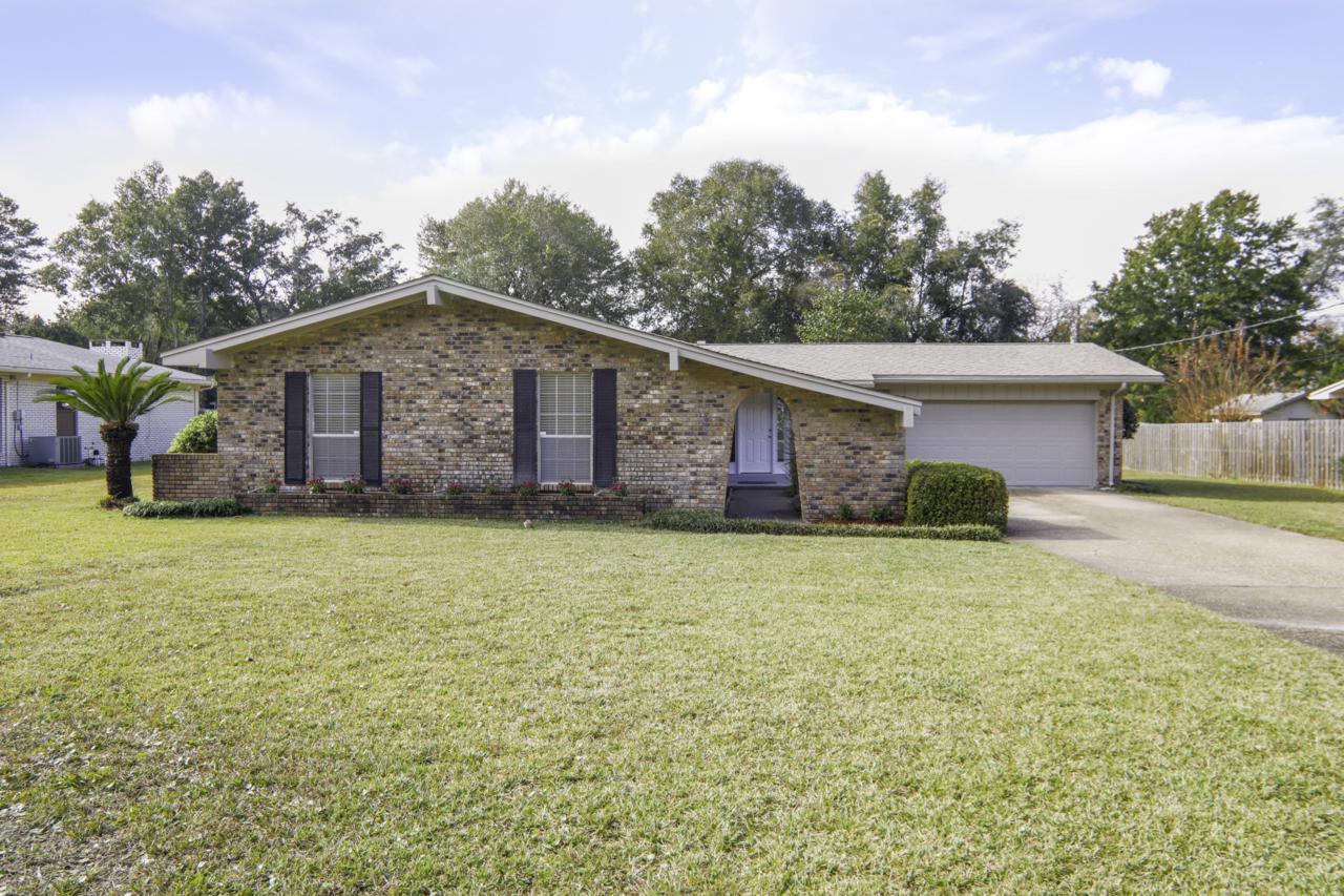 161 Country Club Road - Photo 1