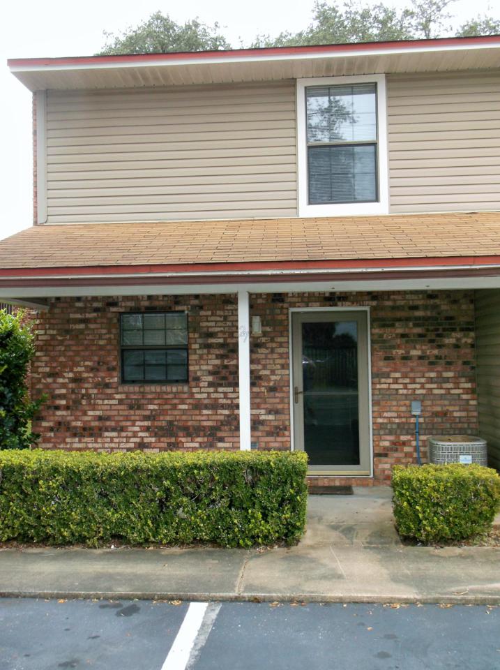 225 Carmel Drive - Photo 1