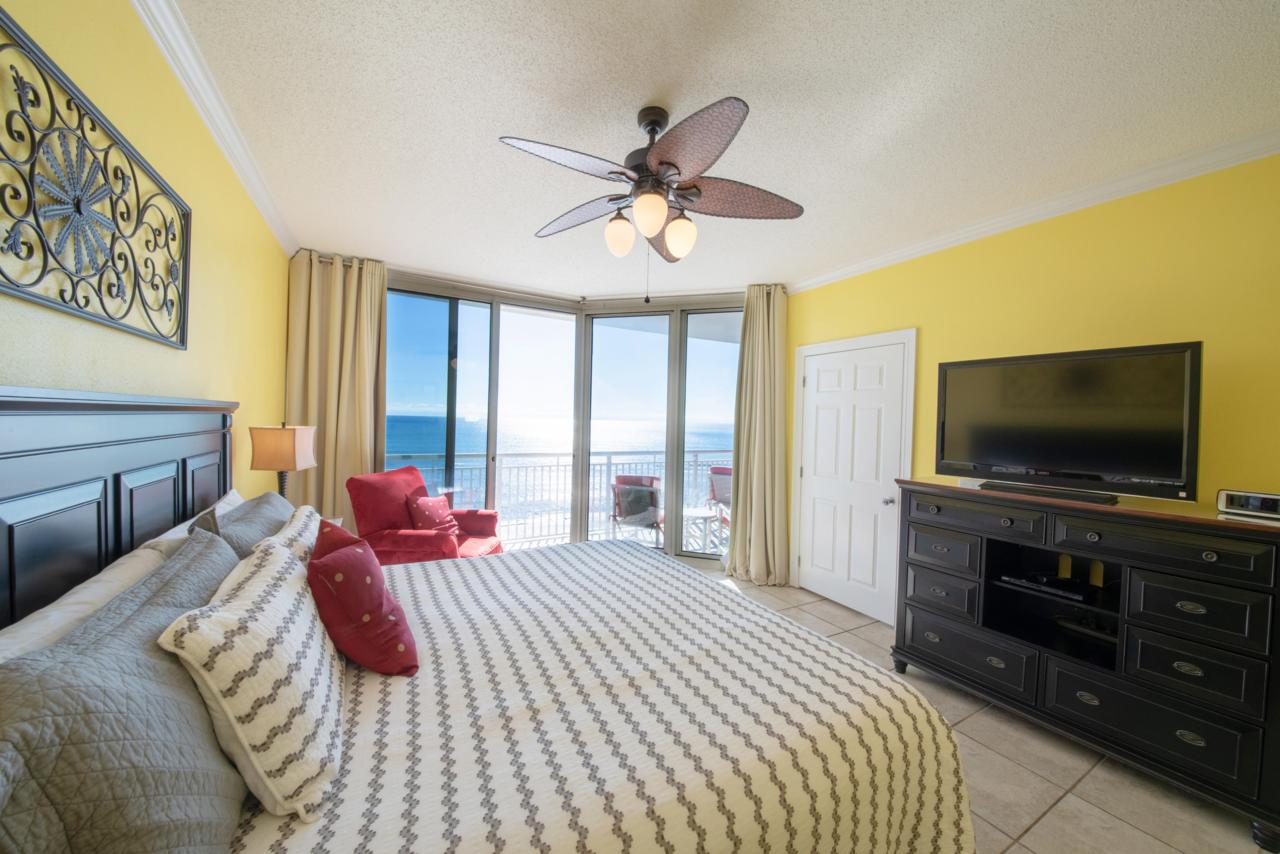 8499 Gulf Boulevard - Photo 1
