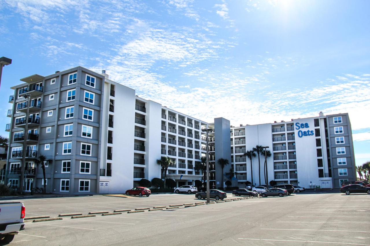 1114 Santa Rosa Boulevard - Photo 1