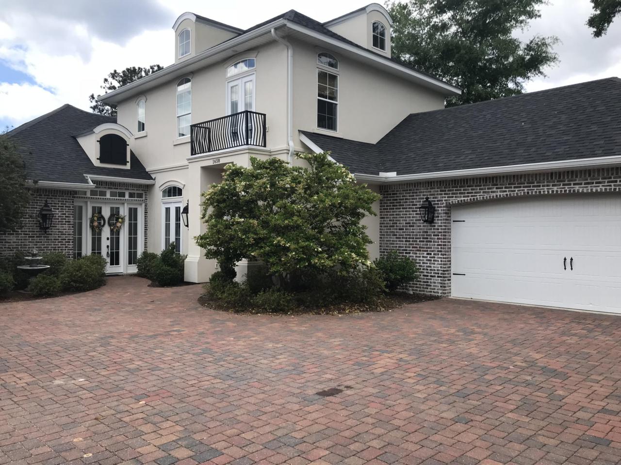 1658 St Lawrence Drive - Photo 1