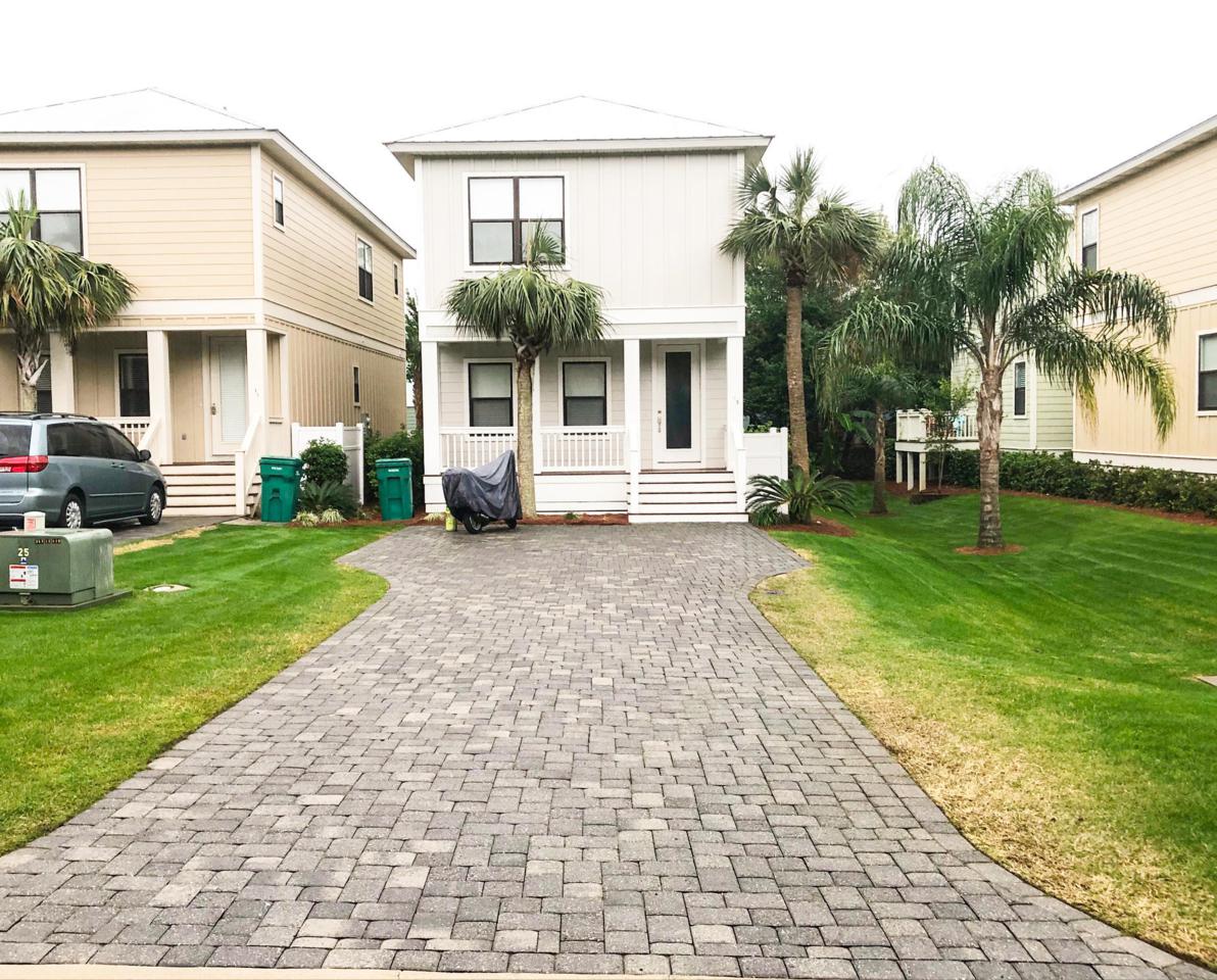15 Asher Way - Photo 1