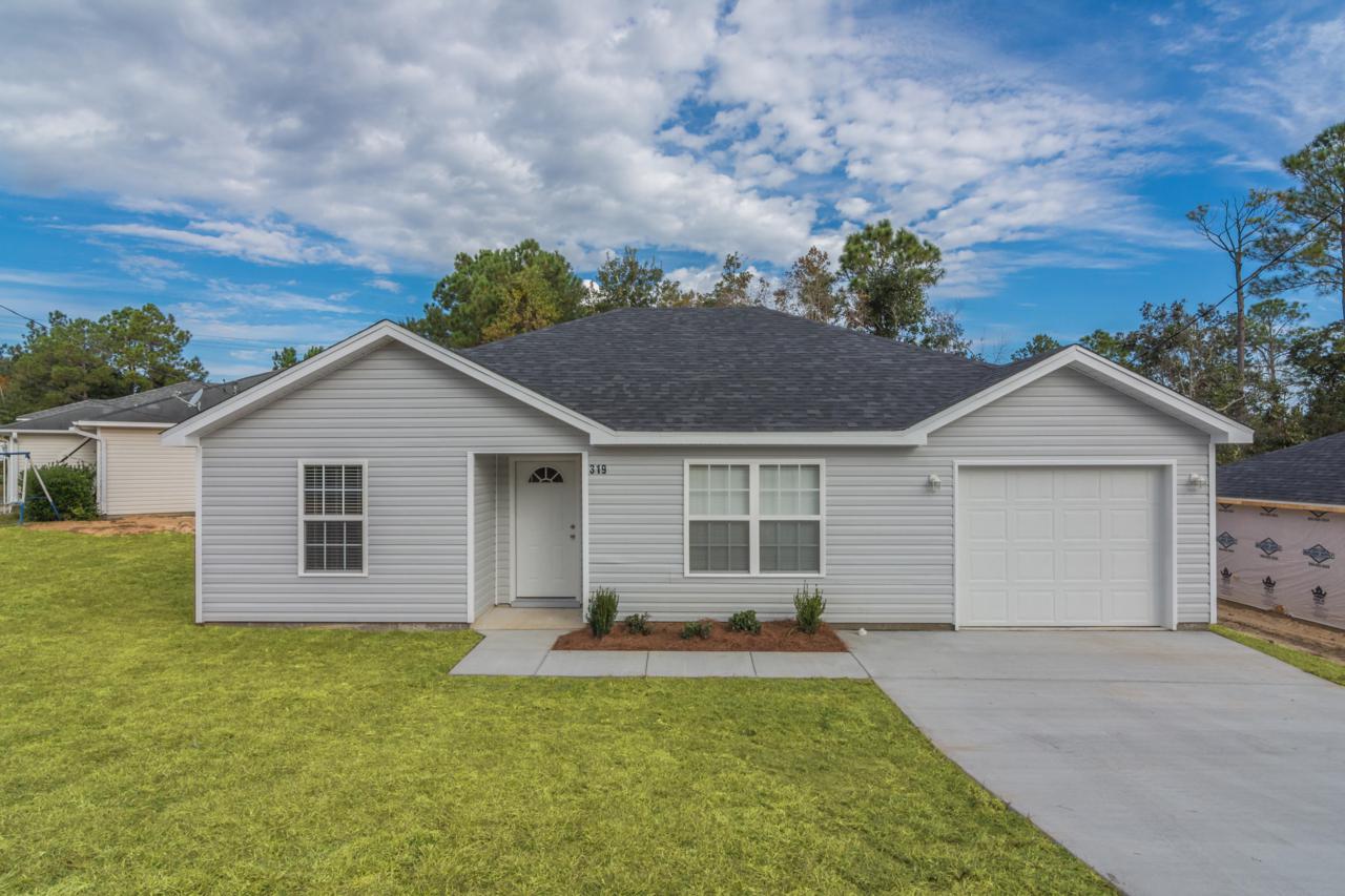 456 Apple Drive - Photo 1