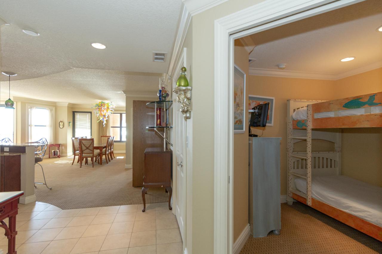 10 Harbor Boulevard - Photo 1