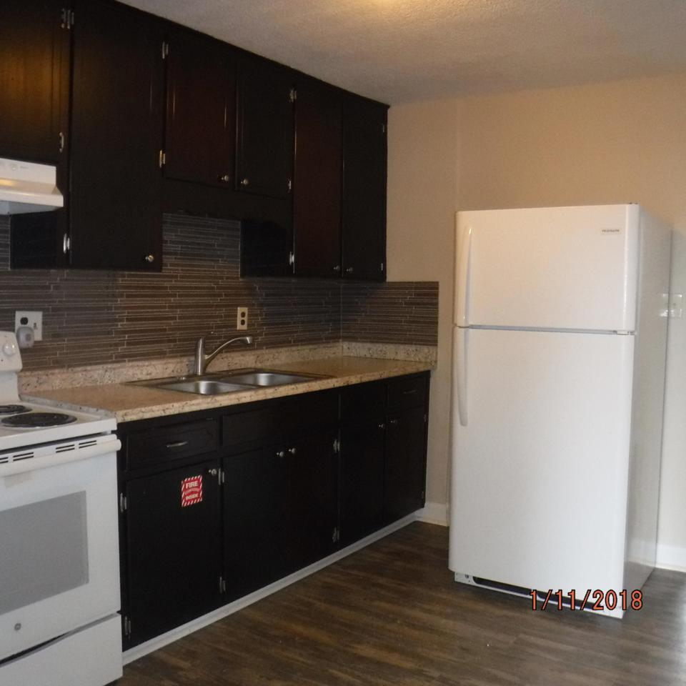 150 John Sims Parkway - Photo 1