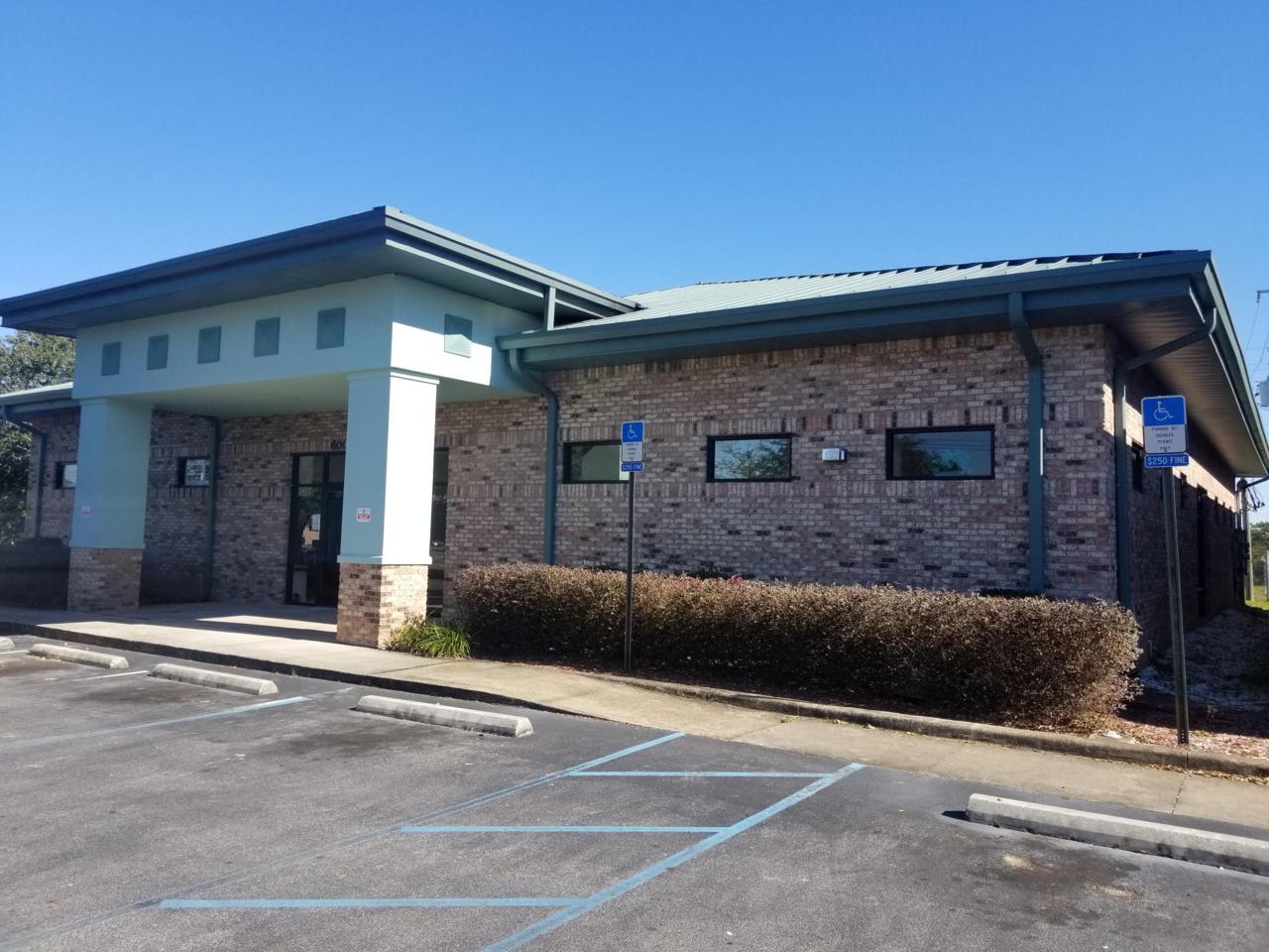 610 Hospital Drive - Photo 1
