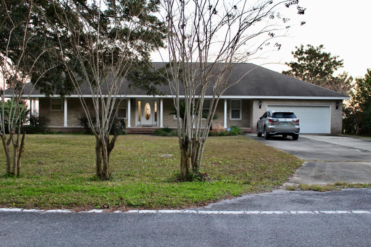 184 Bayshore Drive - Photo 1