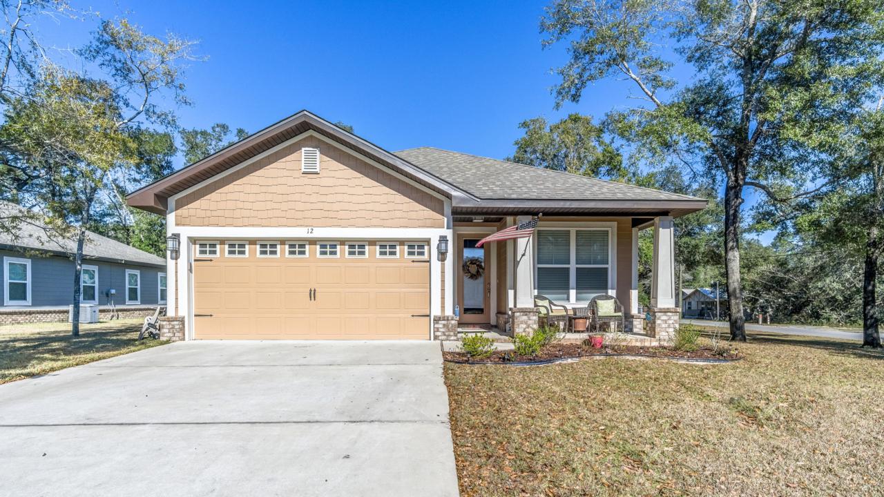 12 Benton Boulevard - Photo 1