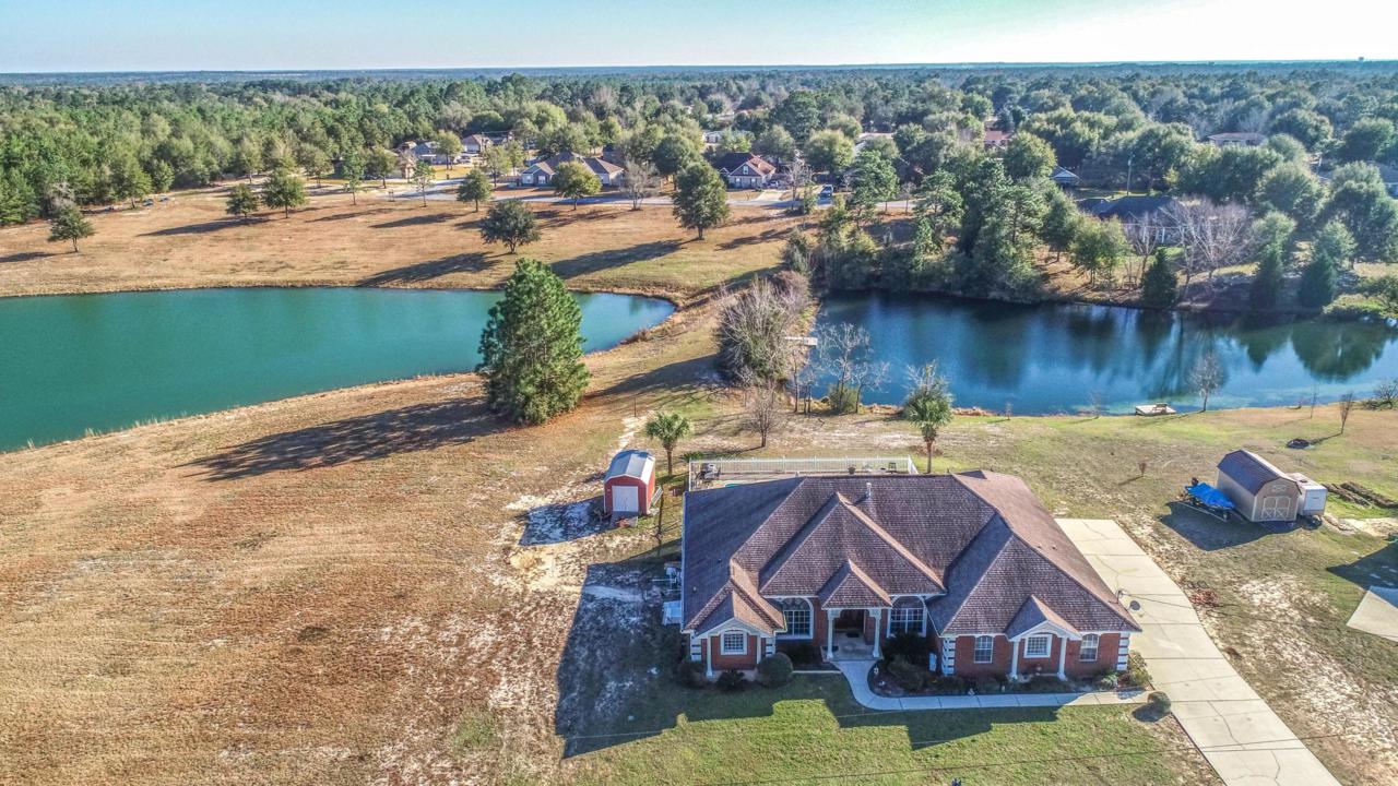 3018 Colonial Circle - Photo 1