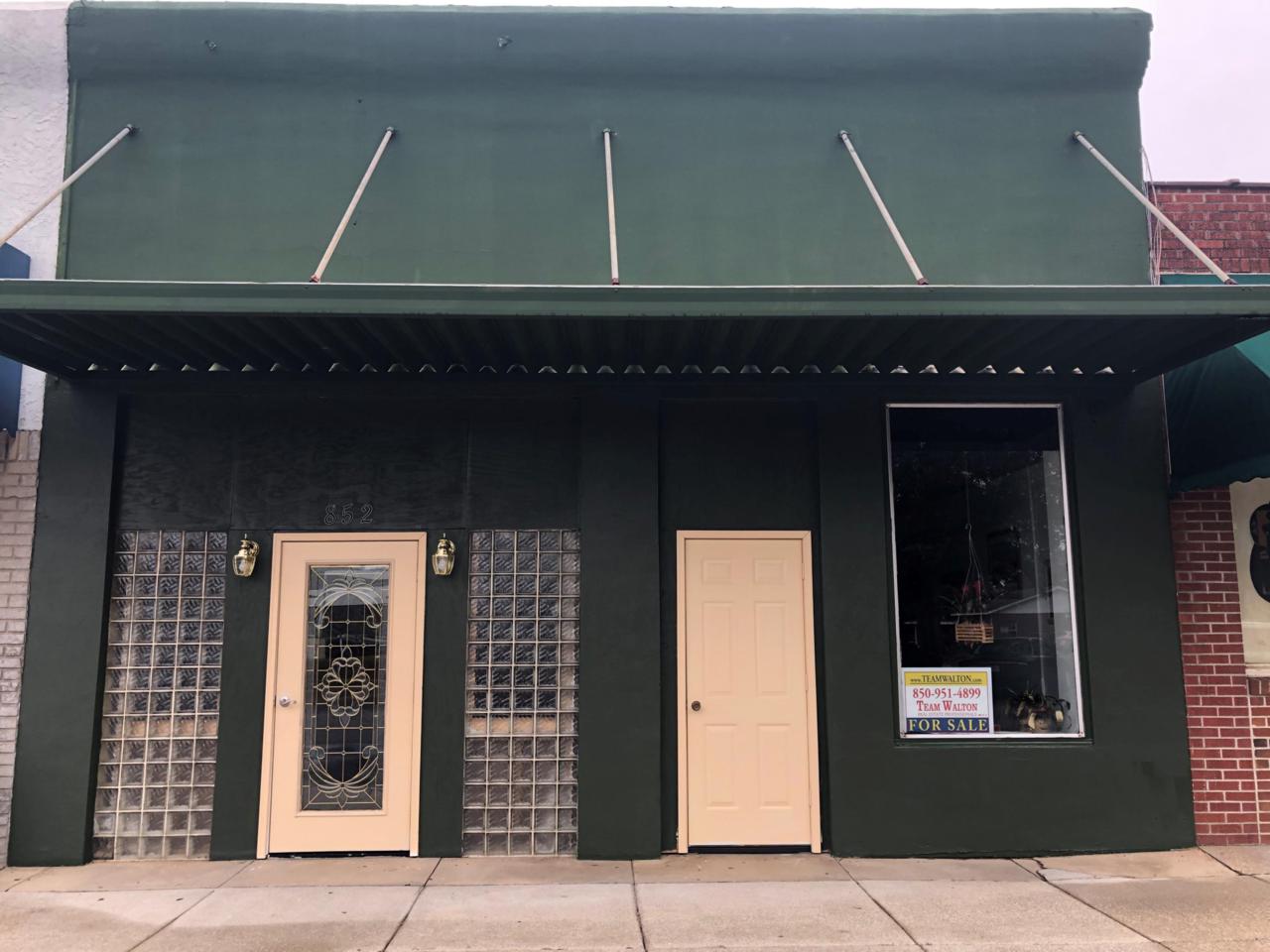 852 Baldwin Avenue - Photo 1