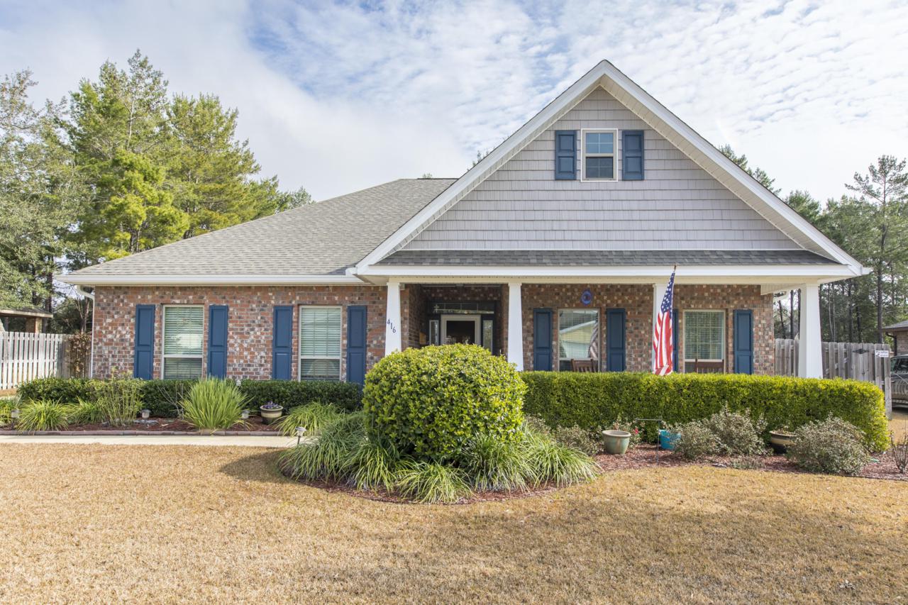 416 Camellia Court - Photo 1