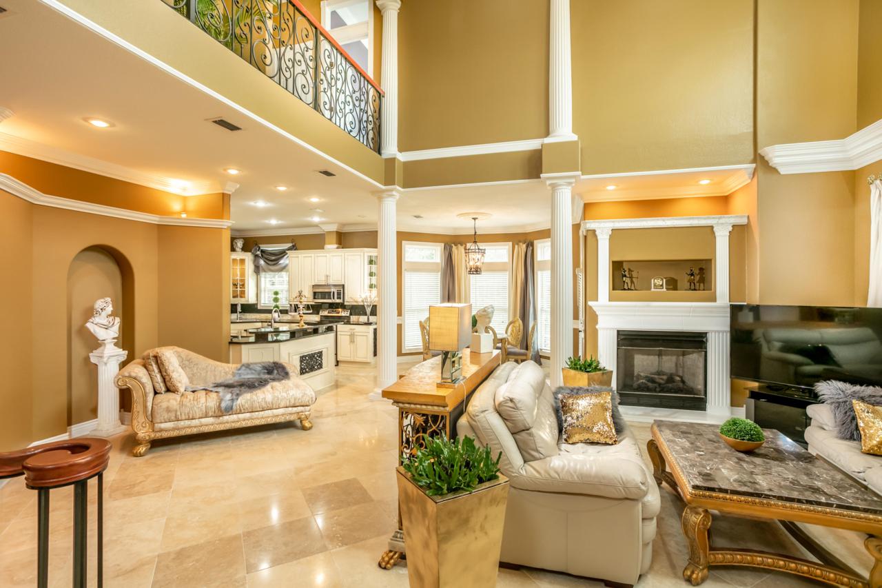 409 Geneva Avenue - Photo 1