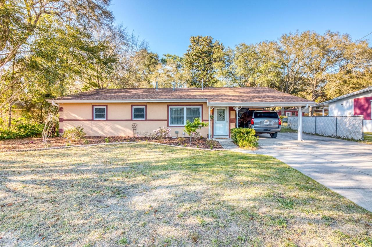 408 Edge Avenue - Photo 1