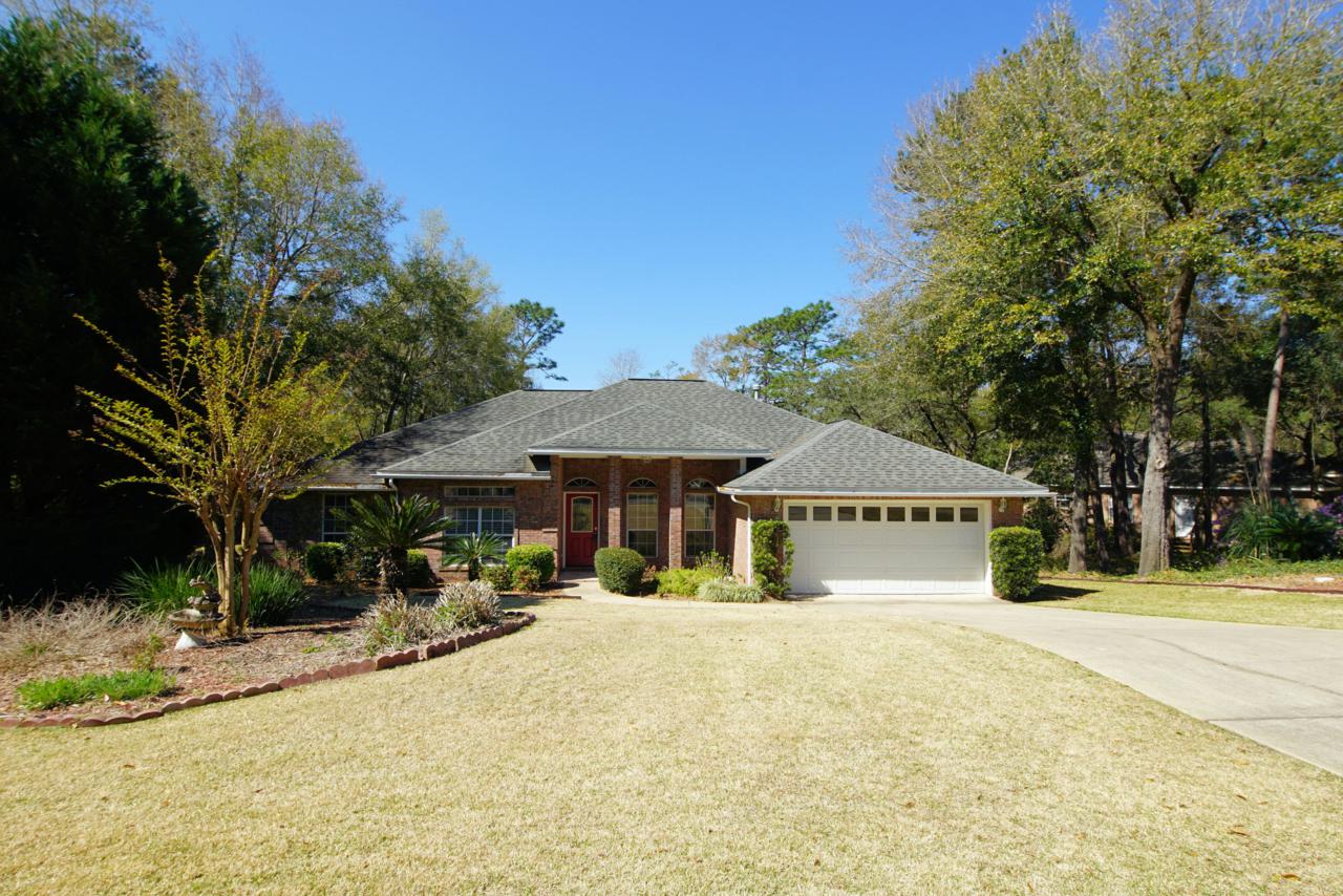 1826 Huntington Road - Photo 1