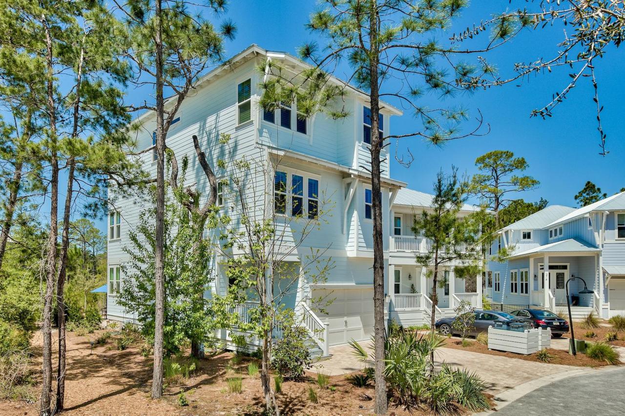 226 Emerald Beach Circle - Photo 1