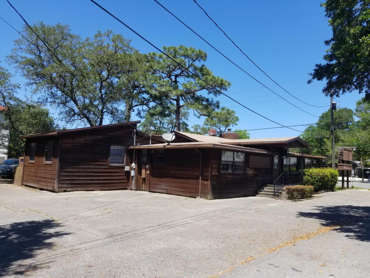 108 Beal Pkwy Parkway - Photo 1