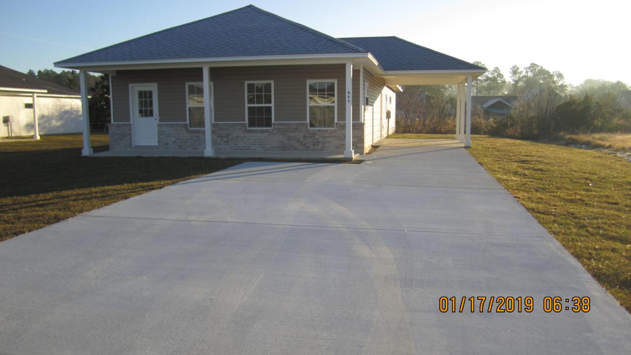 135 Bay Grove Road - Photo 1