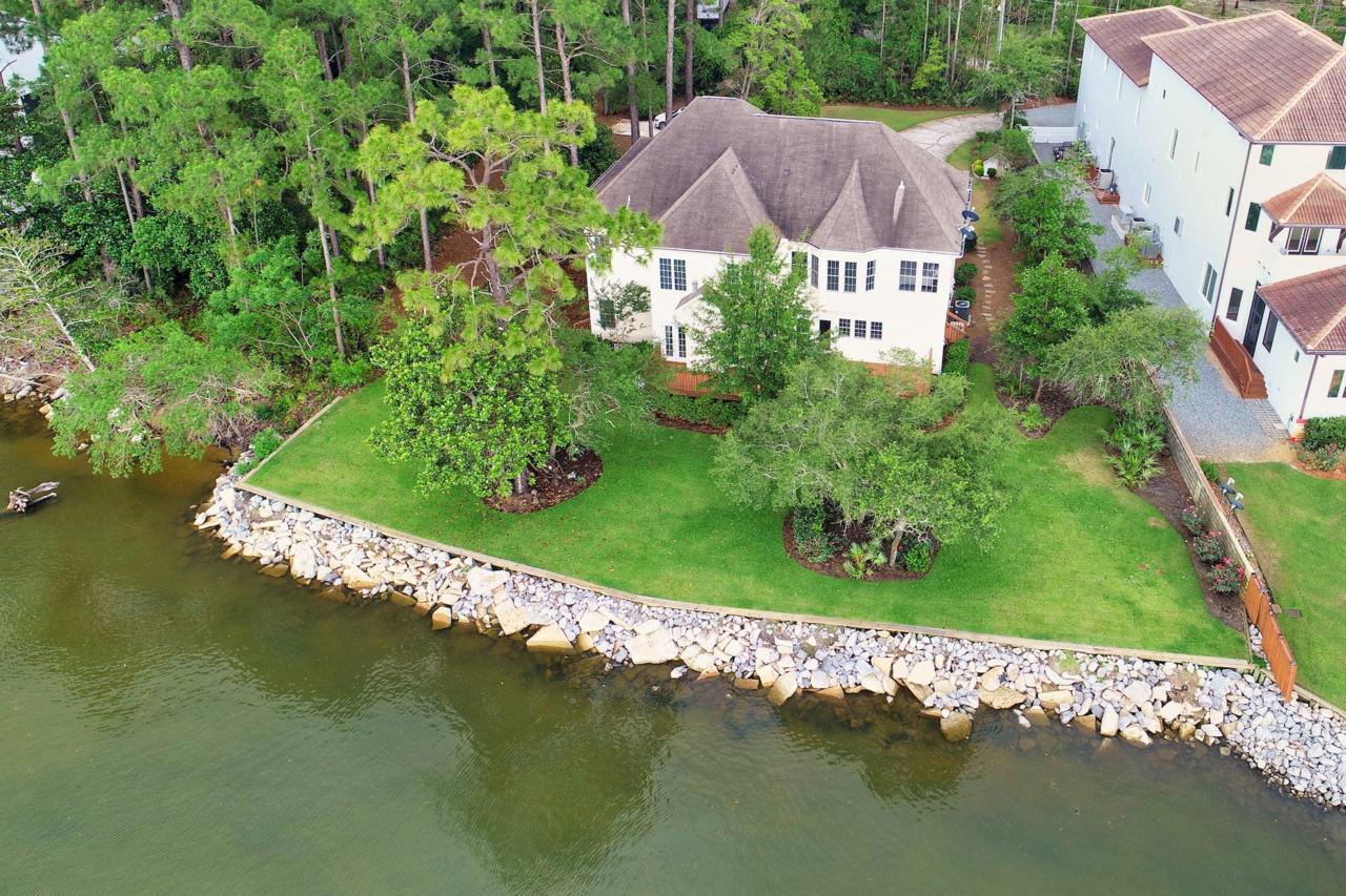428 Eden Park Drive - Photo 1