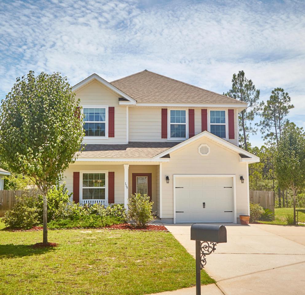 115 Topsail Drive - Photo 1