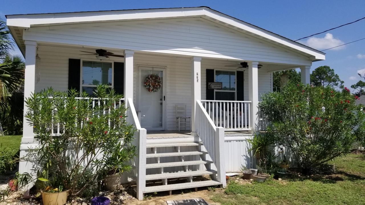 235 Wisteria Lane - Photo 1