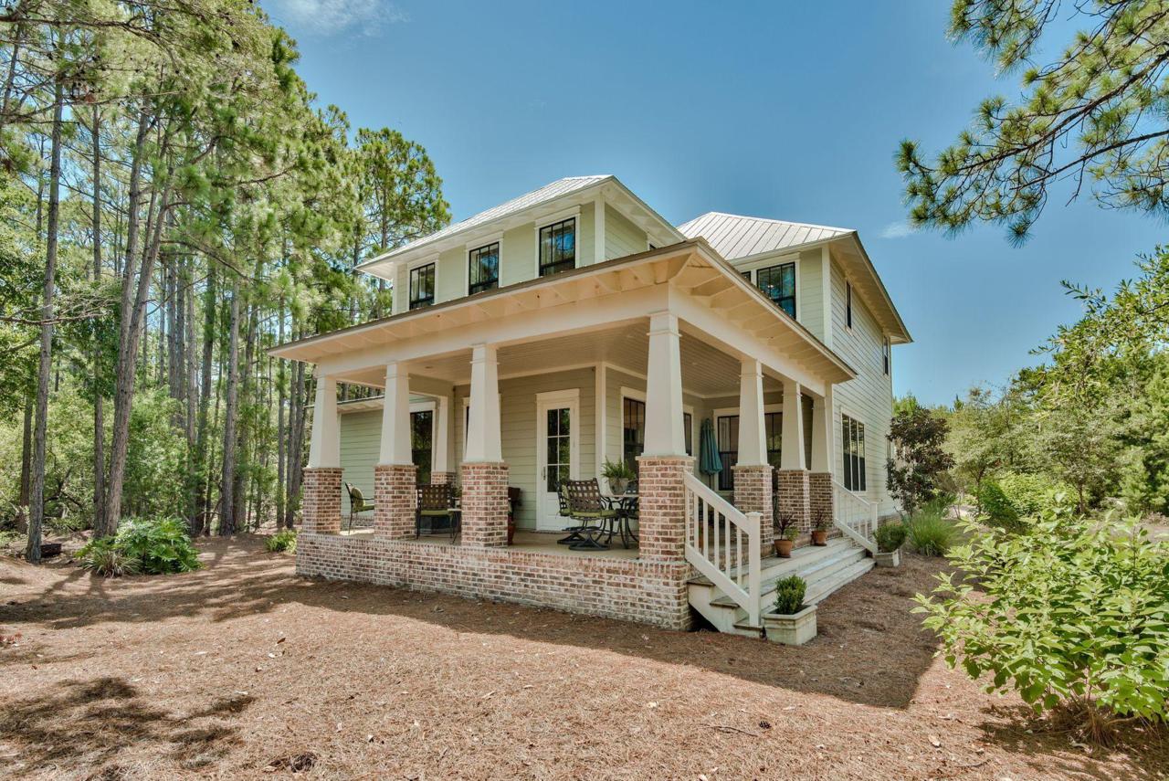 58 Okeechobee Circle - Photo 1