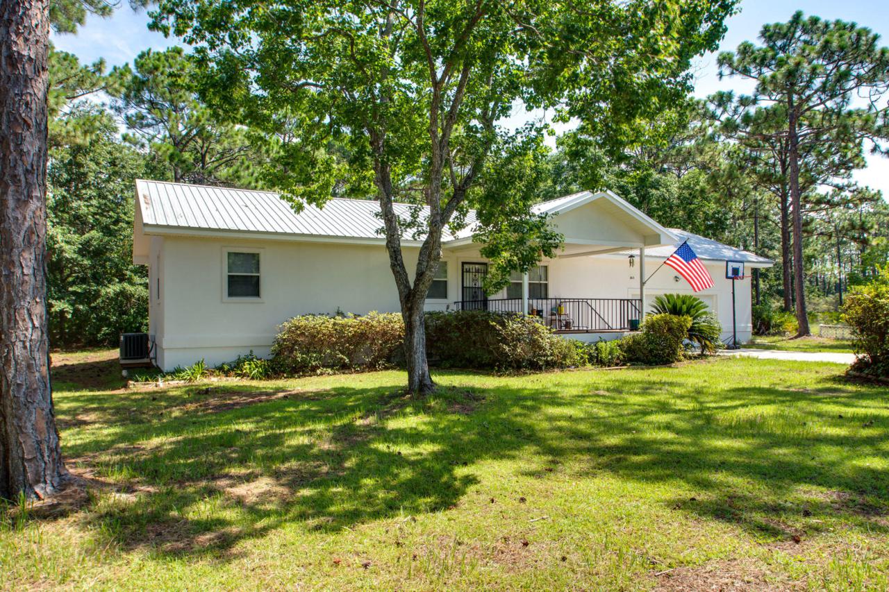 181 Pinehurst Drive - Photo 1