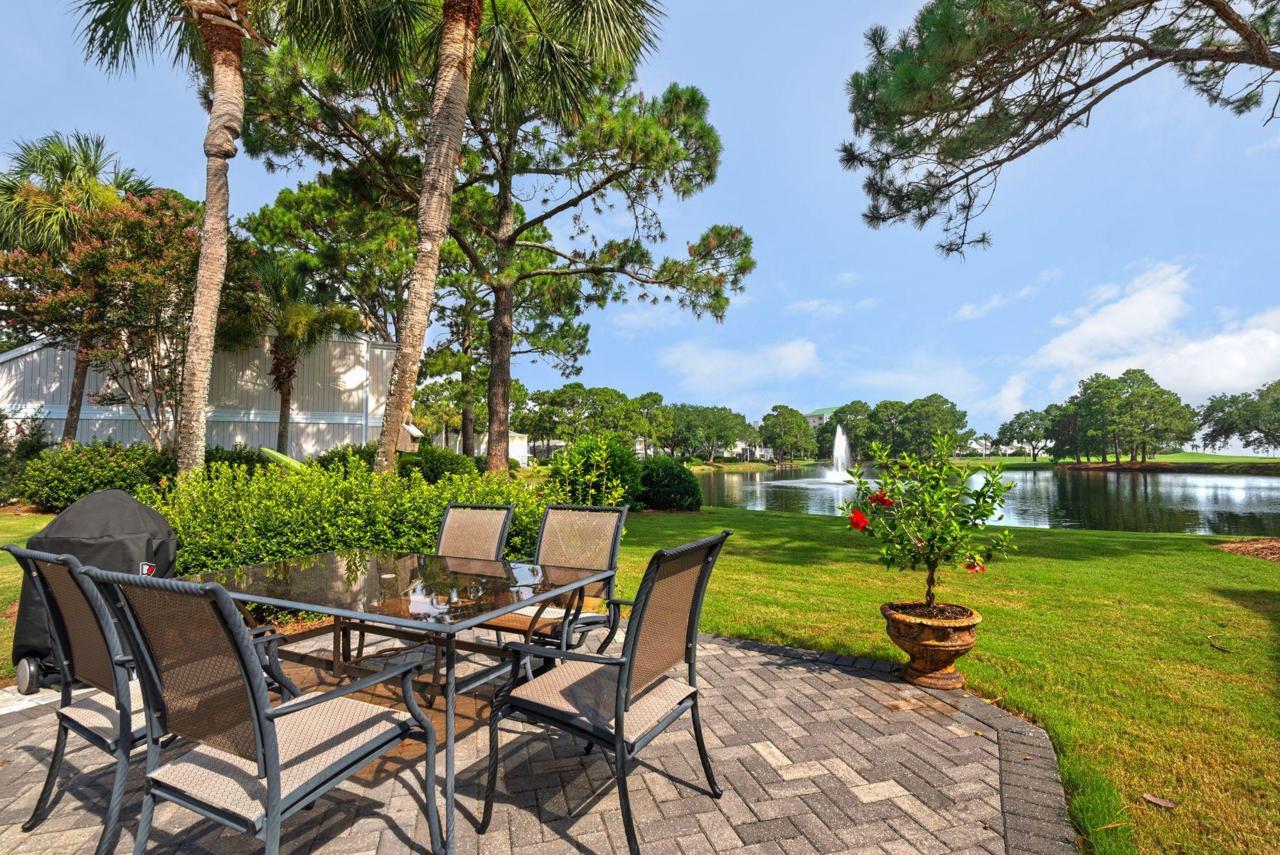 721 Sandpiper Drive - Photo 1