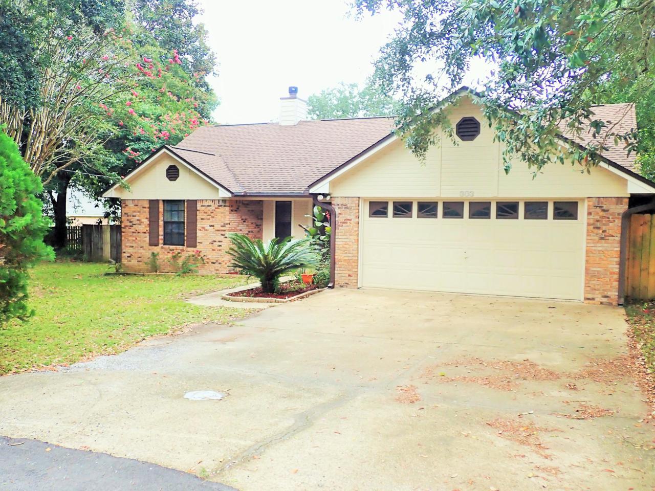 303 Sheldon Court - Photo 1