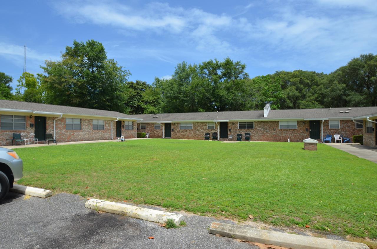 715 Greenwood Street - Photo 1