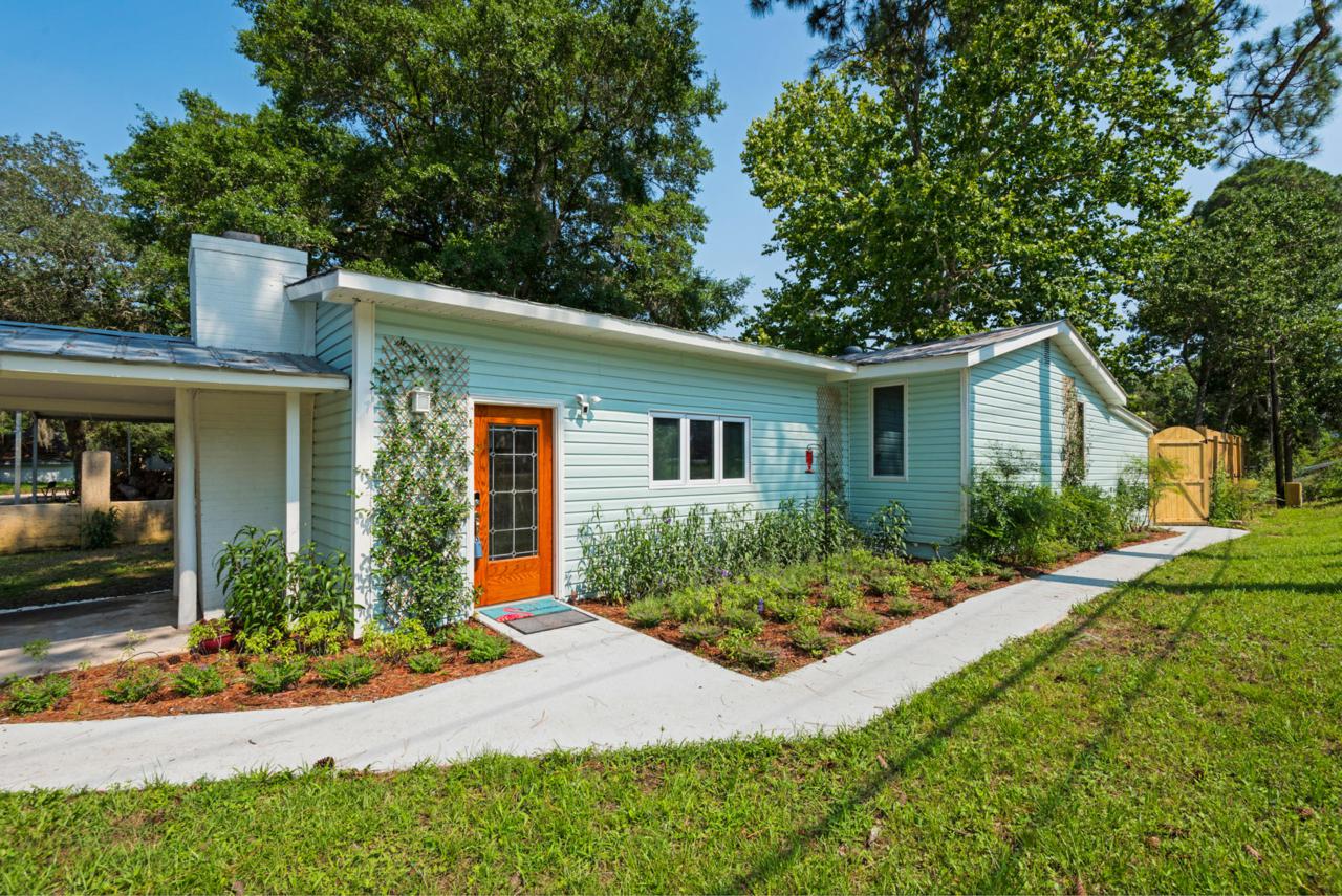 10 Wild Briar Road - Photo 1