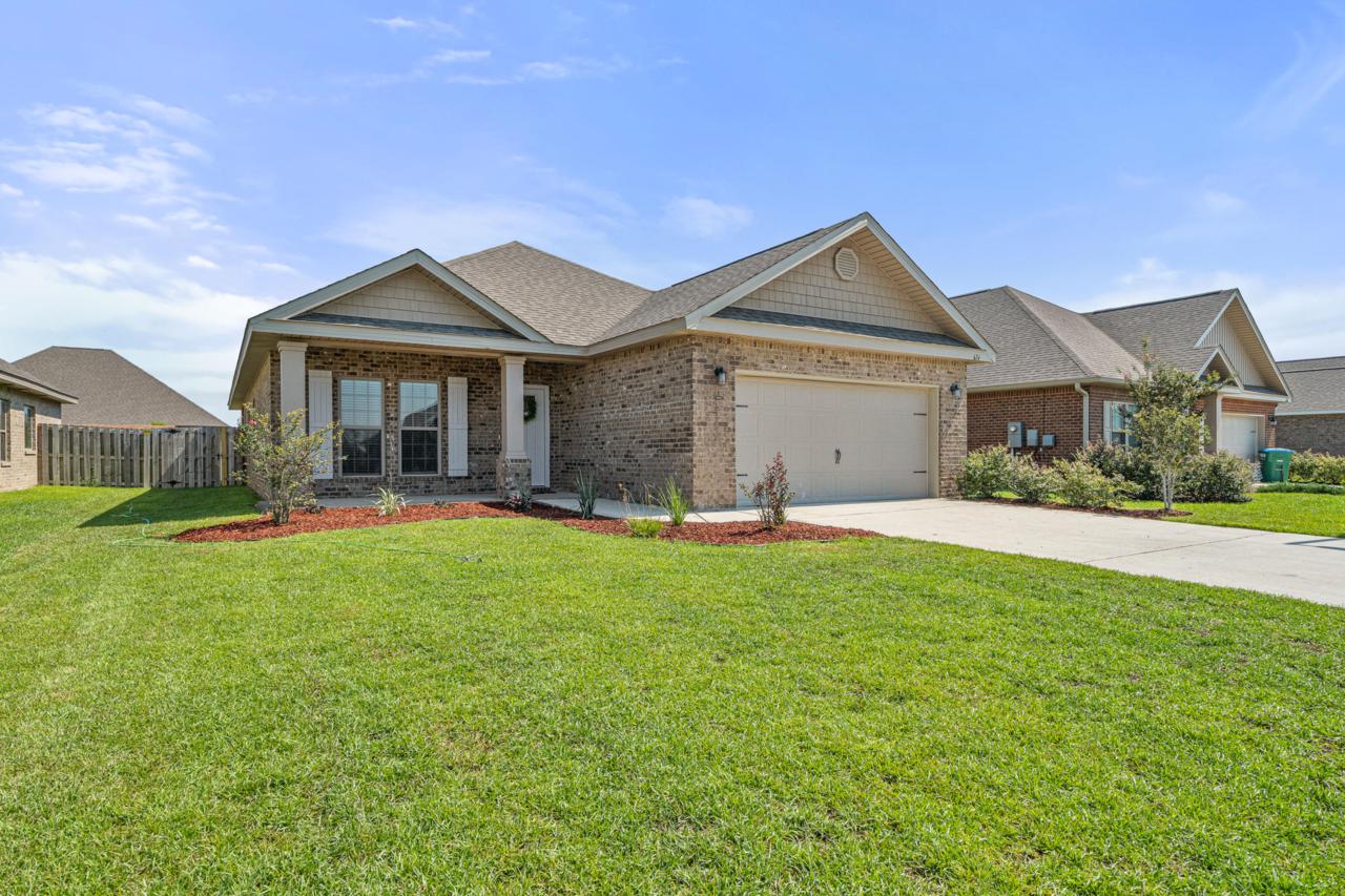 674 Teal Street - Photo 1
