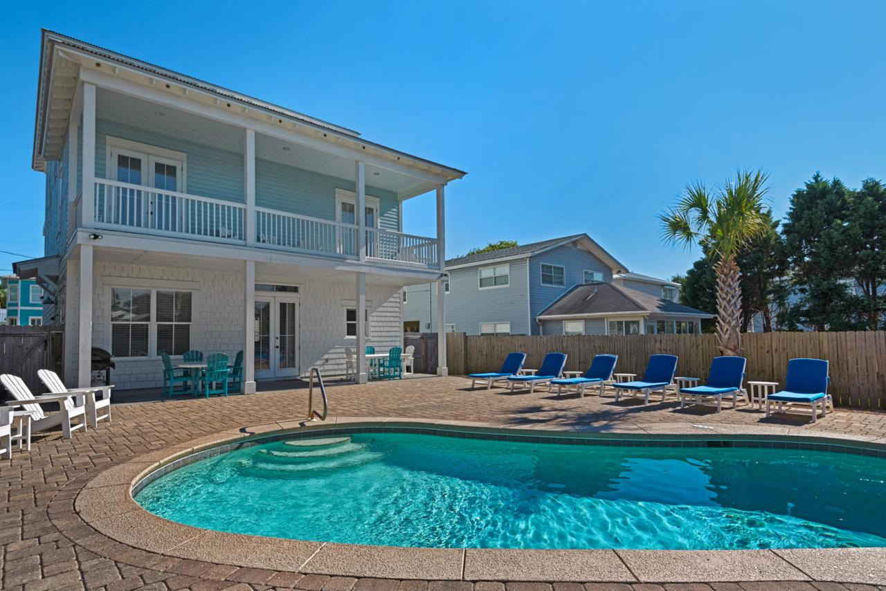 72 Pompano Street - Photo 1