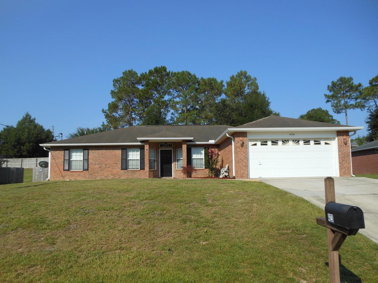 423 Hatchee Drive - Photo 1