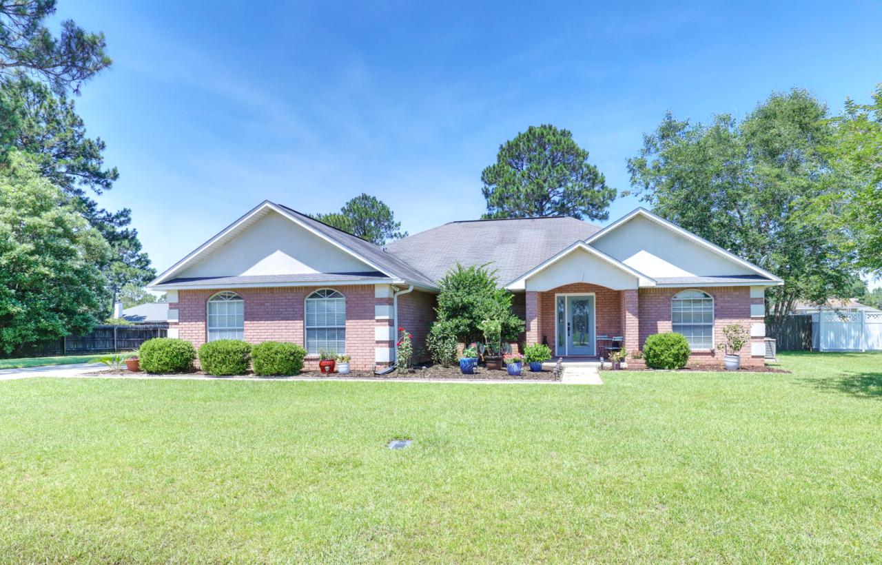 1035 Adrian Way - Photo 1